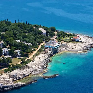 verudela-beach-villa-resort-pula-52100.in-istria.net/